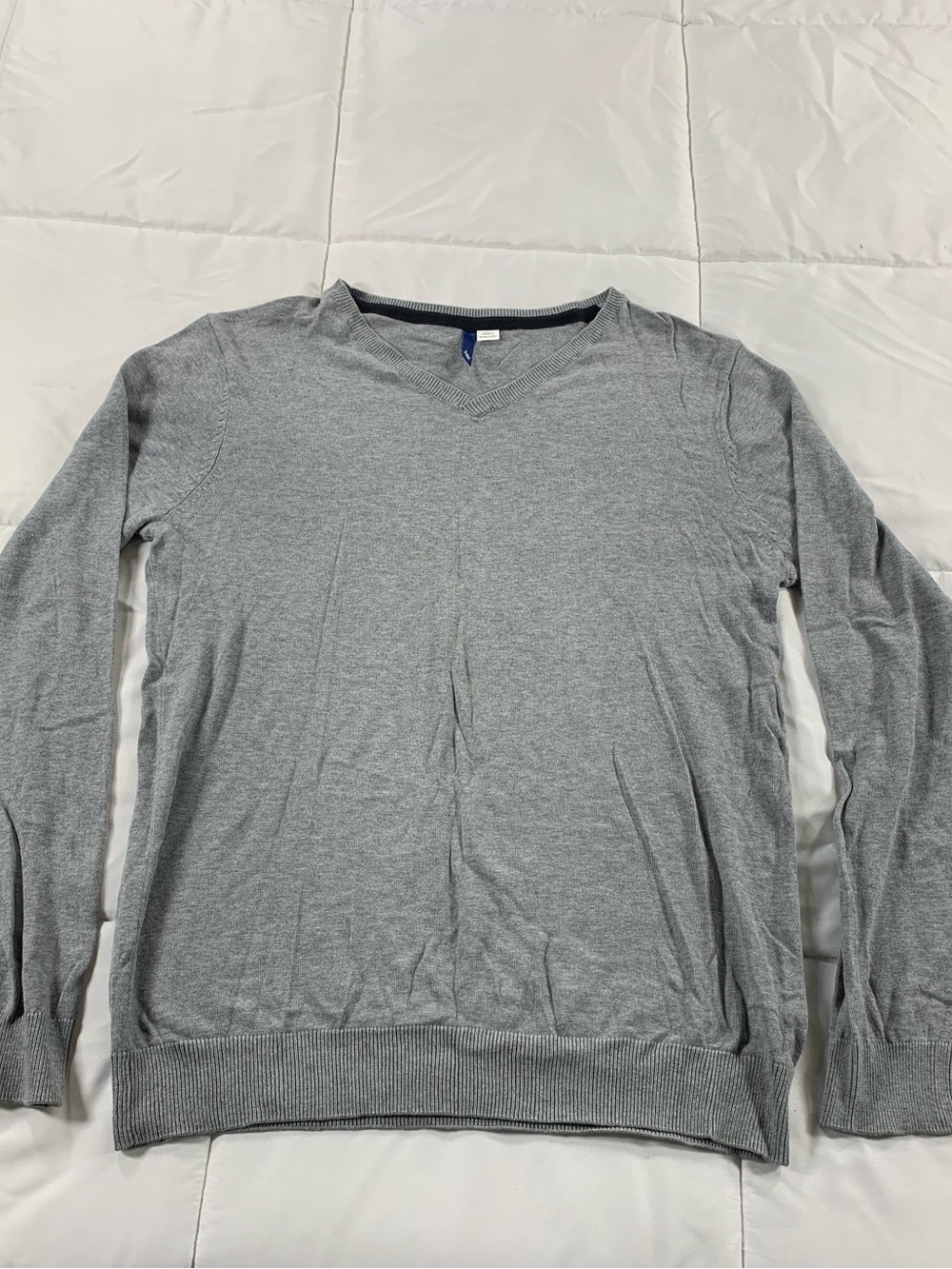 Pre loved H&M sweatshirt mens size L